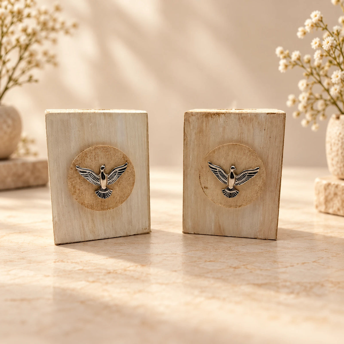 Set de bloques de madera con símbolo religioso