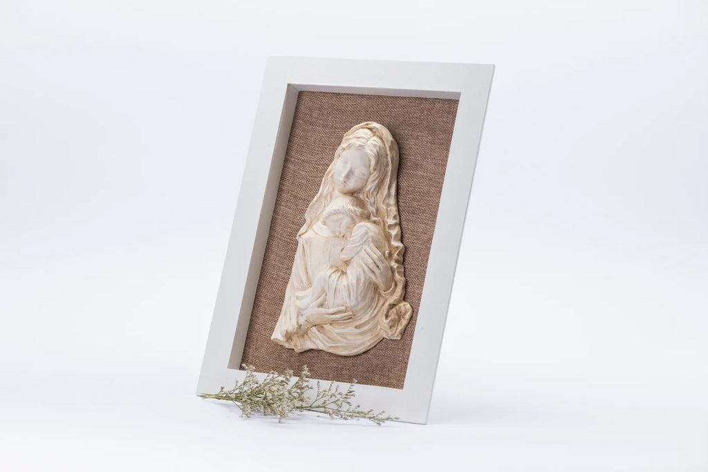 Cuadro marrón con Virgen y Niño