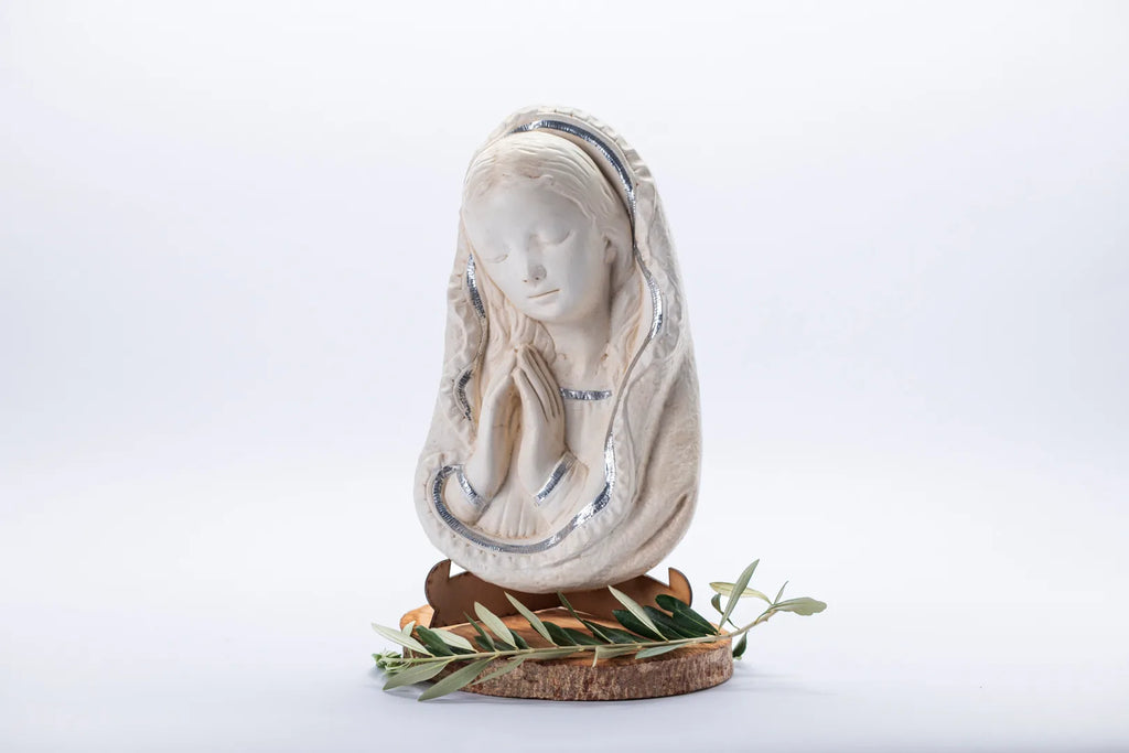 Figura de Virgen orante