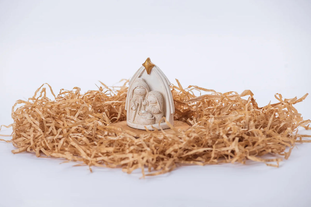 Nacimiento pequeño en capilla