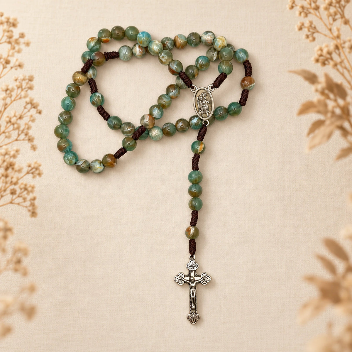 Rosario verde con crucifijo