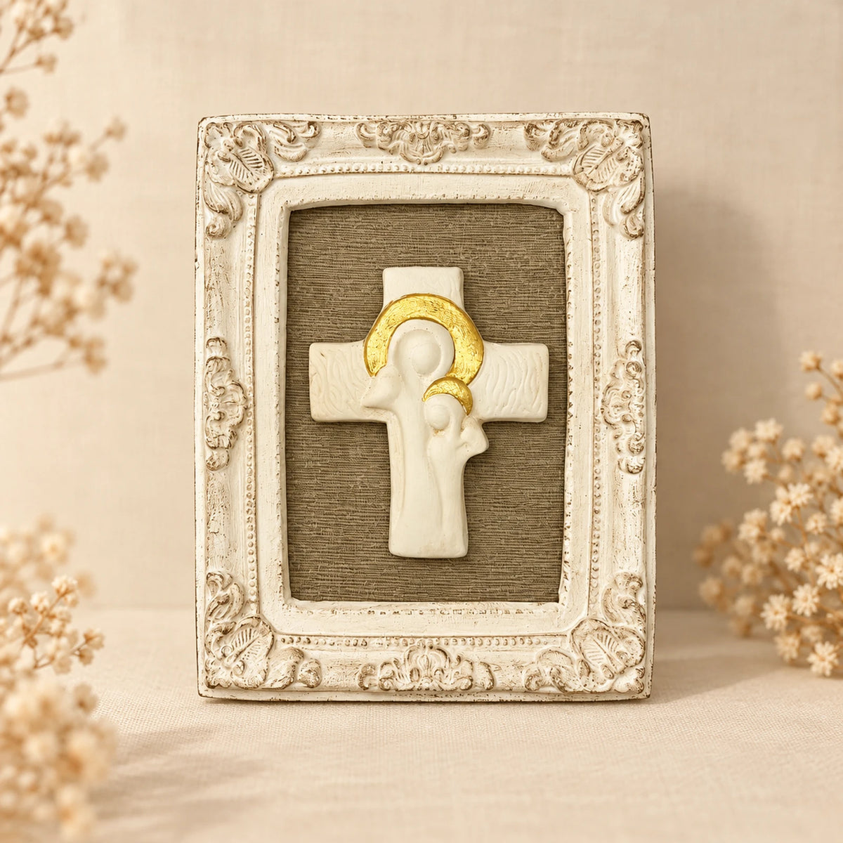 Cruz con silueta de Virgen y Niño